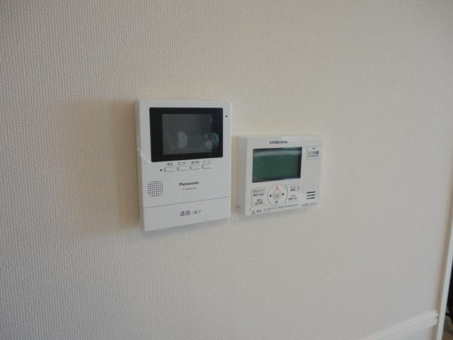 ＣＯＮＴＲＡＩＬの内装|カメラ付インターホン