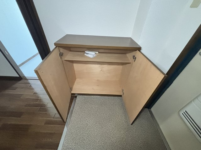 ヴィレッジ・リバー住吉の玄関