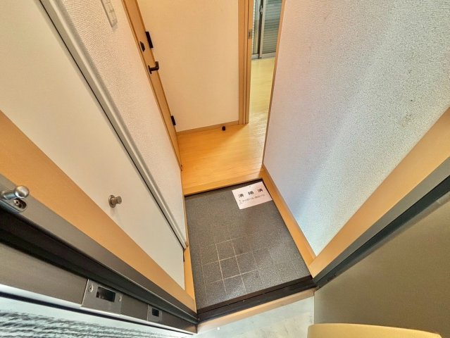 ルシエール神屋町の玄関