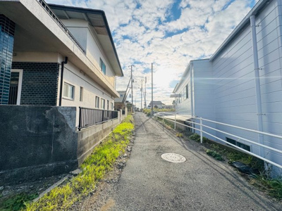 【前面道路含む現地写真】 | 日立市東町四丁目　中古戸建