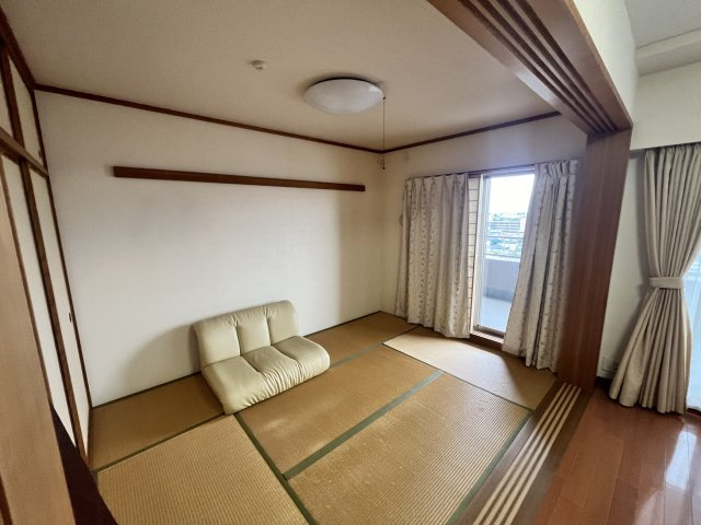 ポレスター城東の和室