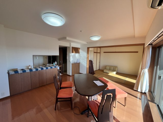 ポレスター城東の居間・リビング