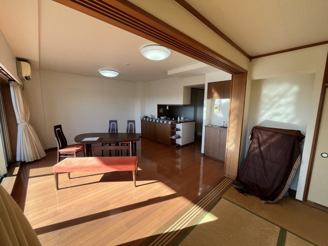 ポレスター城東の居間・リビング