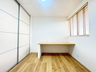 【洋室】 | 豊中市岡町南2丁目貸家