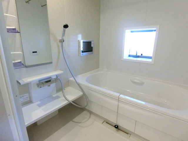 フェリス聖蹟Ⅵの浴室|★広々1616バスルーム、追焚＆浴室乾燥機付きです★