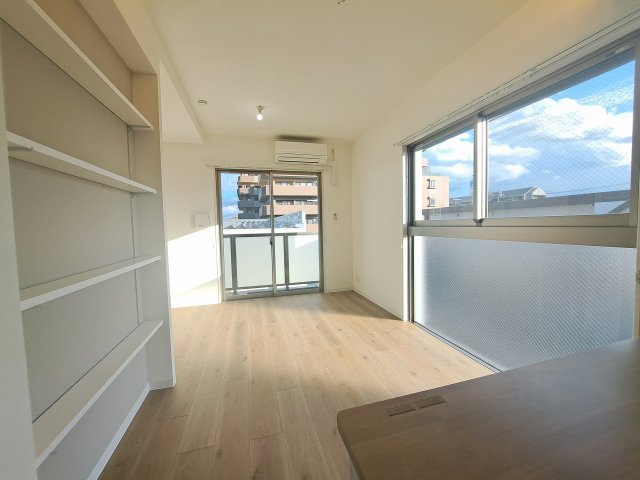 Gran Koberia津門大箇町の居間・リビング