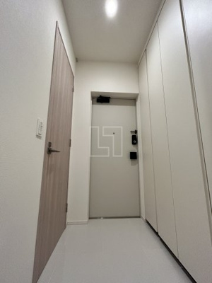 【玄関】 | THE HIGH HORIE | THE HIGH HORIE（ザハイホリエ）　玄関スペース