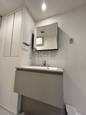 【独立洗面台】 | THE HIGH HORIE | THE HIGH HORIE（ザハイホリエ）　独立洗面化粧台