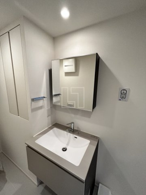 【独立洗面台】 | THE HIGH HORIE | THE HIGH HORIE（ザハイホリエ）　独立洗面化粧台