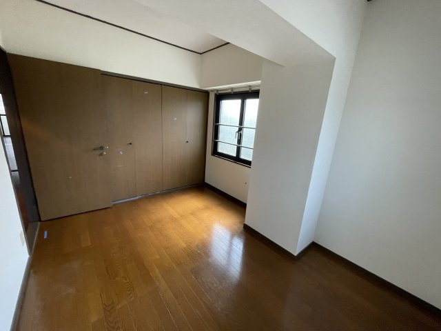 エクセル旭の洋室