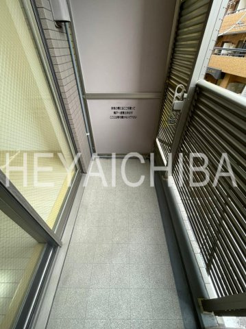 バージュアル新御徒町のバルコニー