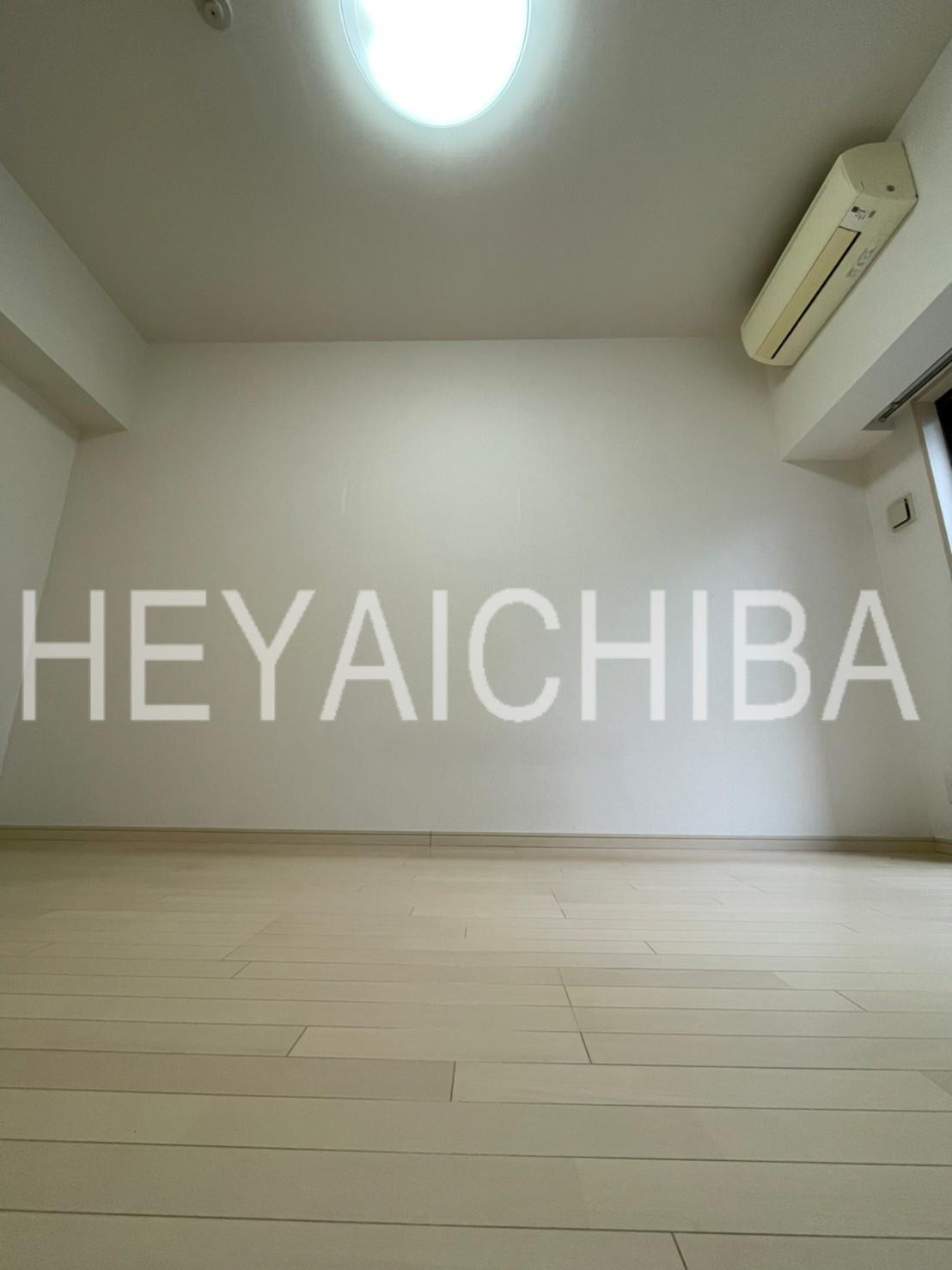 バージュアル新御徒町の居間・リビング