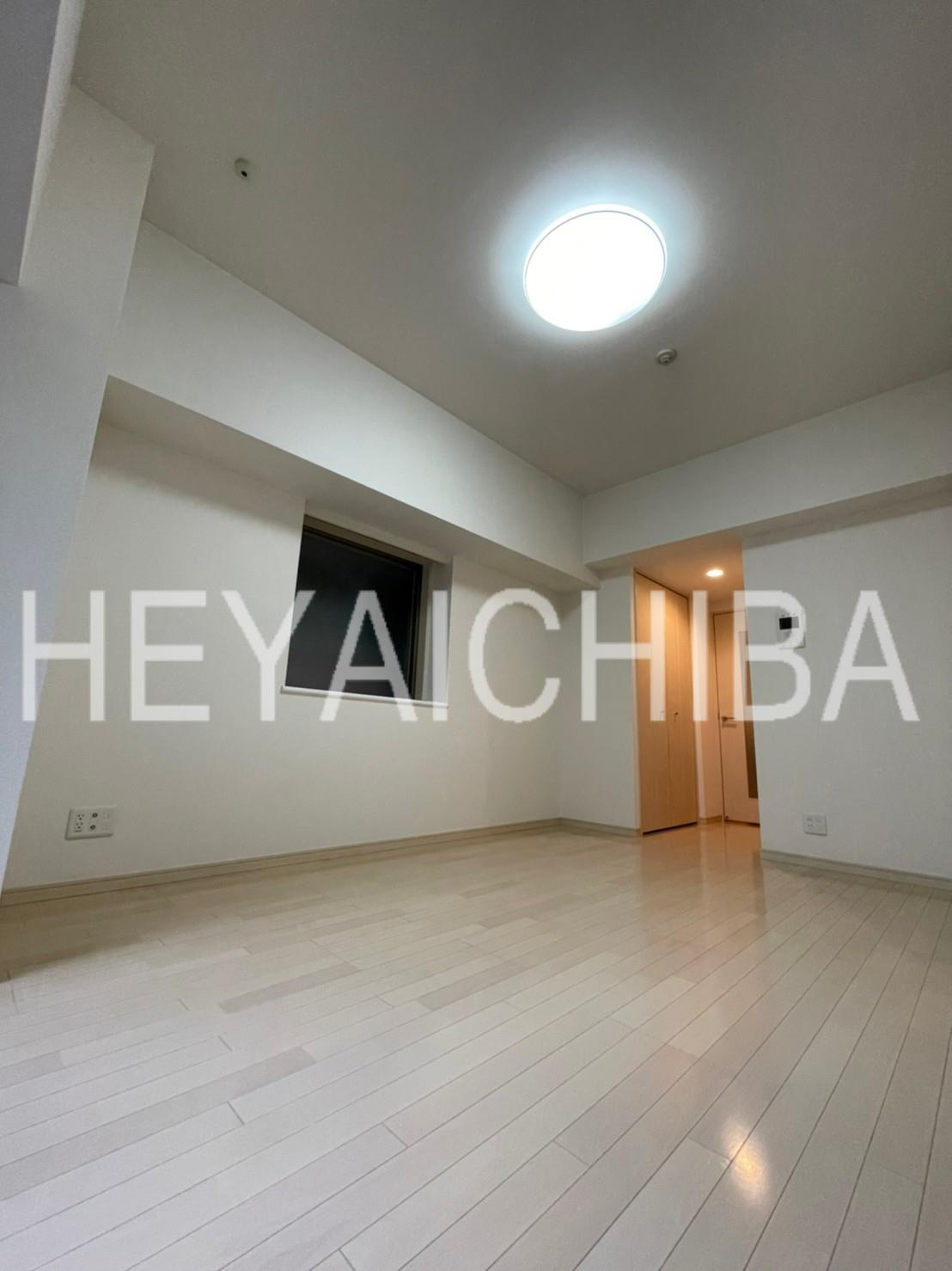 バージュアル新御徒町の居間・リビング