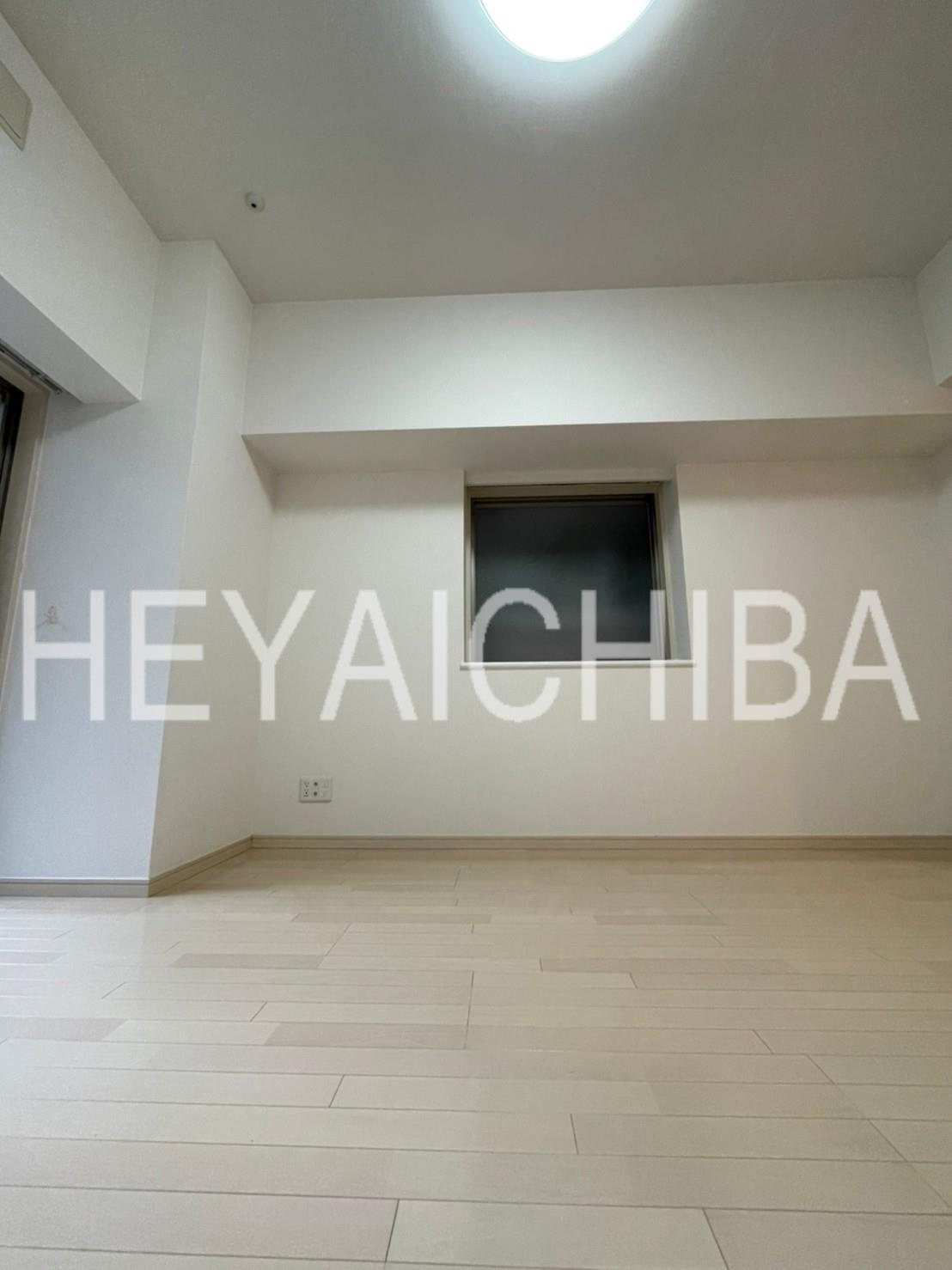 バージュアル新御徒町の居間・リビング