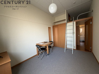 レオパレスグランプレジール3の居間