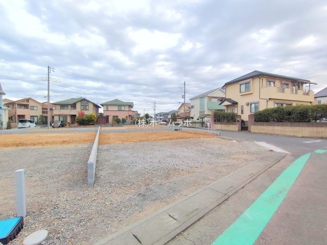 【新築】坂戸市にっさい花みず木11期 3号棟の外観|公園すぐ！
徒歩圏内にお買い物施設も多数点在☆
