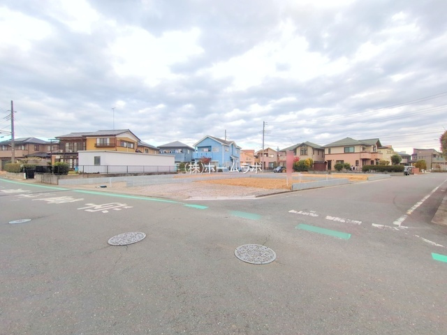 【新築】坂戸市にっさい花みず木11期 3号棟の前面道路含む現地写真|前面道路含む現地写真です