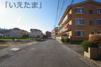 【前面道路含む現地写真】 | 【仲介手数料無料！！】日野市三沢　新築戸建て（全4棟）2号棟　4380万円