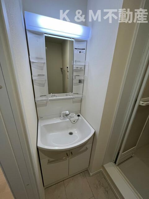 アーテルの洗面所|忙しい朝には欠かせない洗面所です