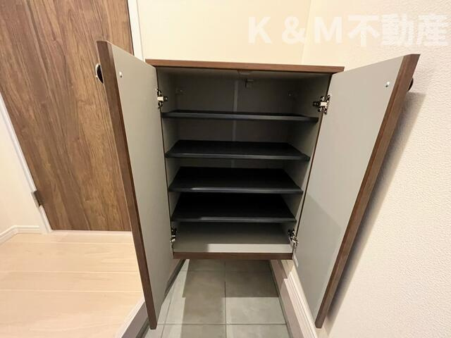 アーテルの収納|便利な収納スペースです