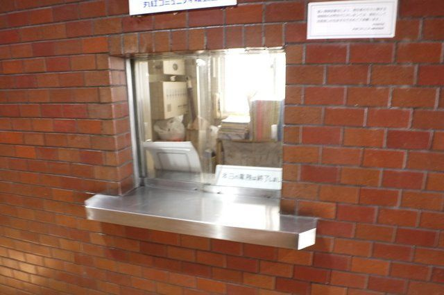 カルム本郷のロビー