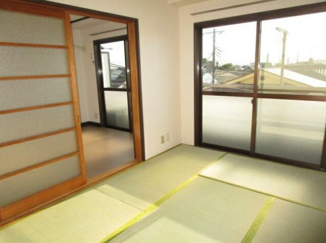 石原マンションの寝室