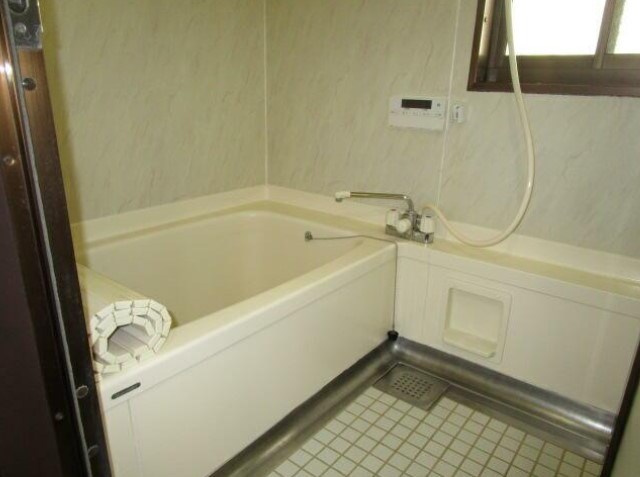 石原マンションの浴室
