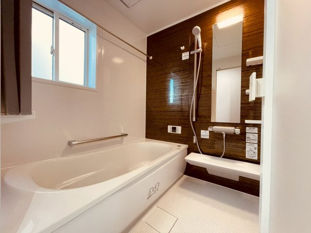 【浴室】 | 西東京市谷戸町３丁目　新築戸建て | ゆったりくつろげる1坪サイズの浴室で毎日のバスタイムを快適に