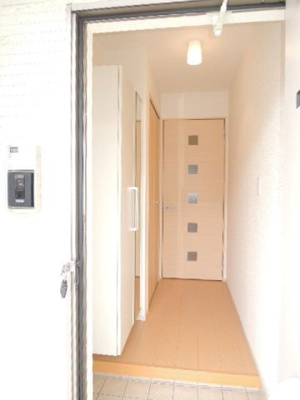 【玄関】 | ラ・カーサ・ミーア | 明るい玄関です