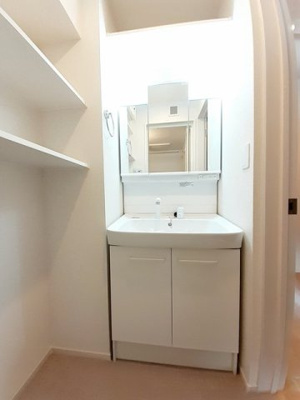 【洗面所】 | コートヤードⅦ | 使いやすい洗面所です