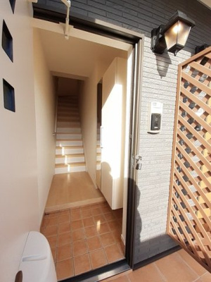 【玄関】 | カーサアニュー | 落ち着いた玄関です