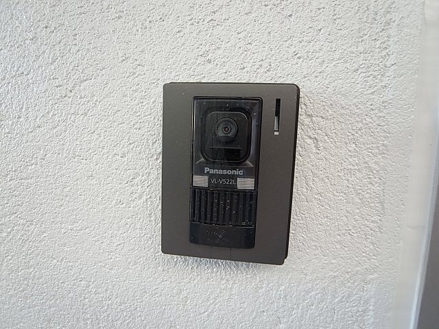 オレンジマンションのセキュリティ|顔が分かり安心のＴＶモニターフォン採用