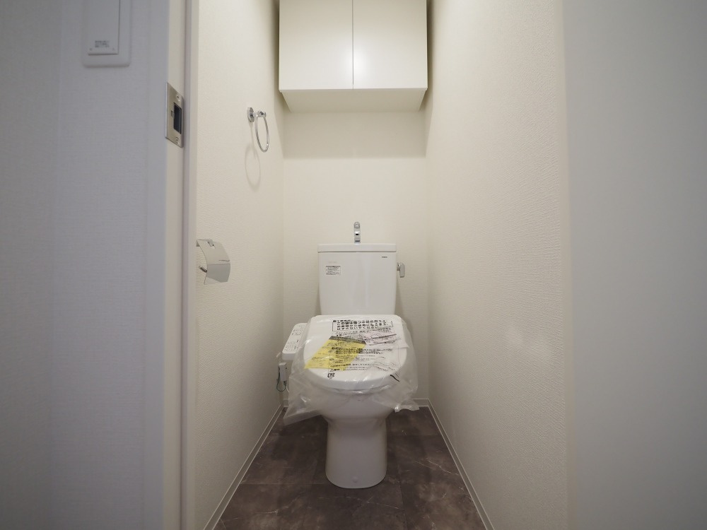 セレニテフラン谷町四丁目のトイレ