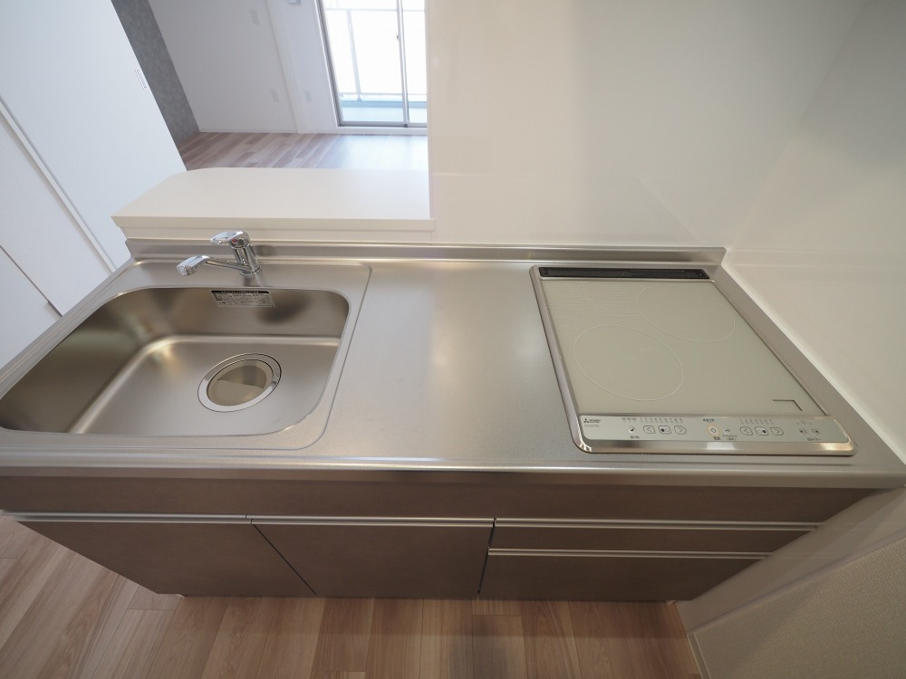 セレニテフラン谷町四丁目のキッチン