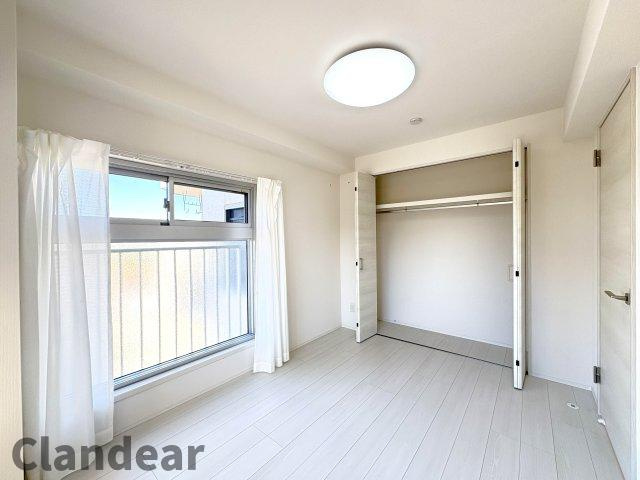 メイゾン向島の寝室|ドキドキの新生活も、安心してスタート。ぴったりの住まいを見つけませんか？クランディアが一緒に住まい選びをサポートします‼　まずは、お気軽にお問合せください　＃クランディア