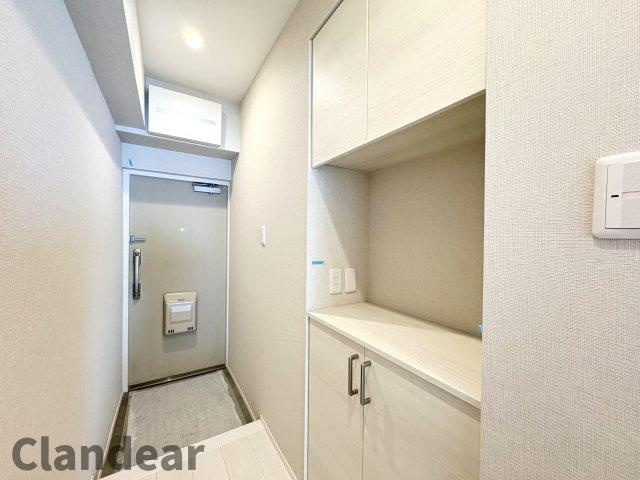 メイゾン向島の玄関|ドキドキの新生活も、安心してスタート。ぴったりの住まいを見つけませんか？クランディアが一緒に住まい選びをサポートします‼　まずは、お気軽にお問合せください　＃クランディア