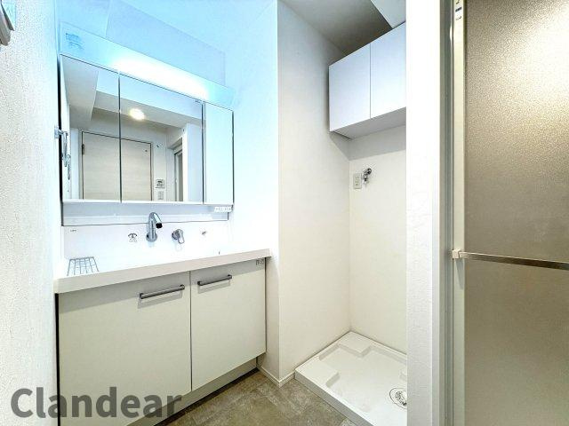 メイゾン向島の独立洗面台|ドキドキの新生活も、安心してスタート。ぴったりの住まいを見つけませんか？クランディアが一緒に住まい選びをサポートします‼　まずは、お気軽にお問合せください　＃クランディア