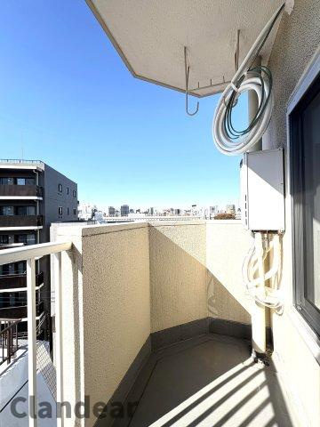 メイゾン向島のバルコニー|ドキドキの新生活も、安心してスタート。ぴったりの住まいを見つけませんか？クランディアが一緒に住まい選びをサポートします‼　まずは、お気軽にお問合せください　＃クランディア