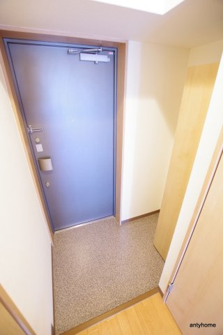 第22関根マンション　仲介手数料無料の玄関