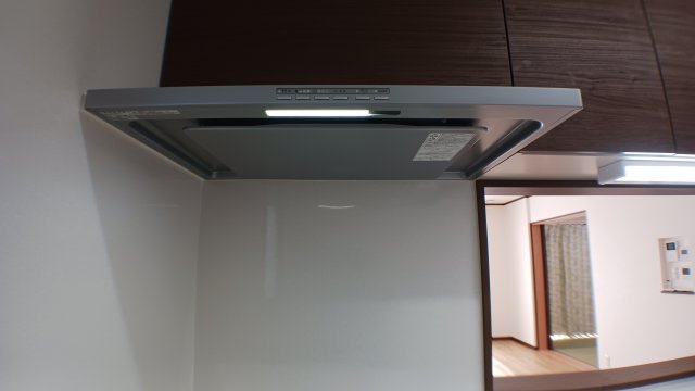 新市町戸手　太陽光・蓄電池電化住宅　駐車場６台