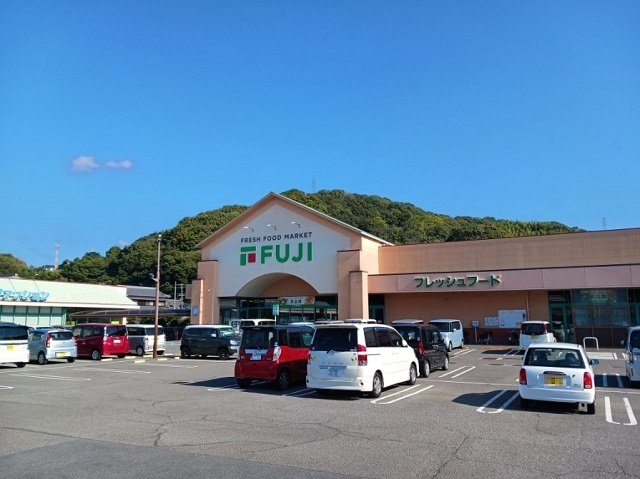 プリート・アルドーレのセキュリティ|フジ北斎院店様まで2400m