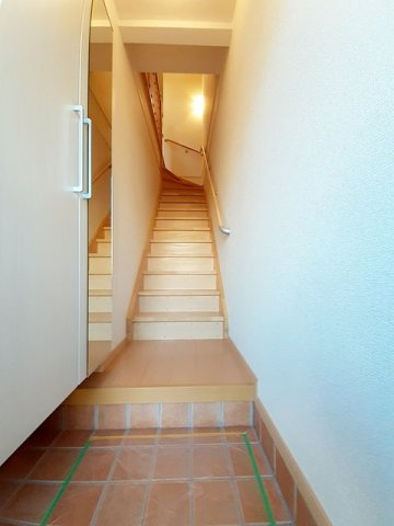 プリート・アルドーレの玄関