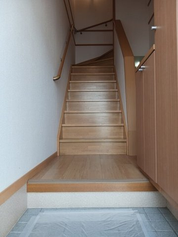 クレメント余戸Ｄの玄関