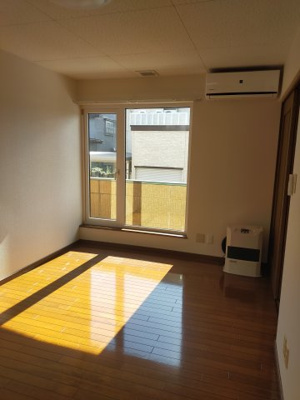 【居間・リビング】 | ロイヤルスウィート