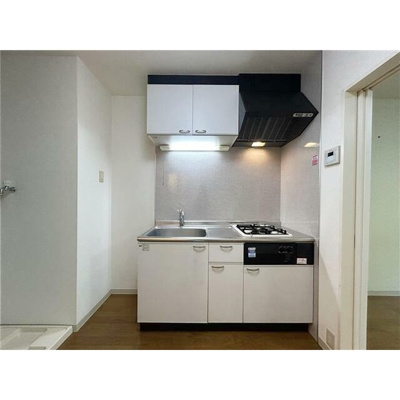 【キッチン】 | グリーンベルハイツ | 【経済的な都市ガス】収納も充実♪