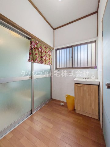 上白水2丁目貸家の洗面所