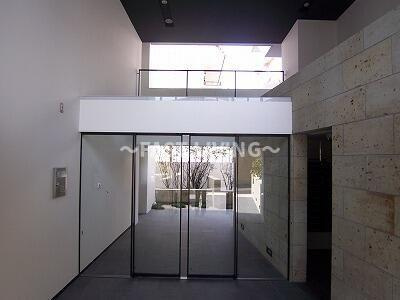 feeth神楽坂のエントランス