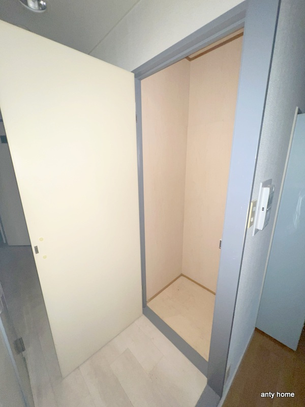 ゴックス南森町　仲介手数料無料の収納