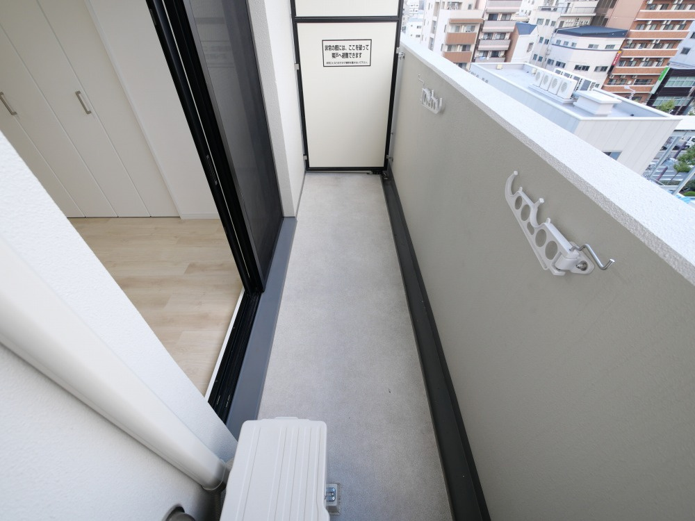 クローバー・レジデンス弁天町のバルコニー