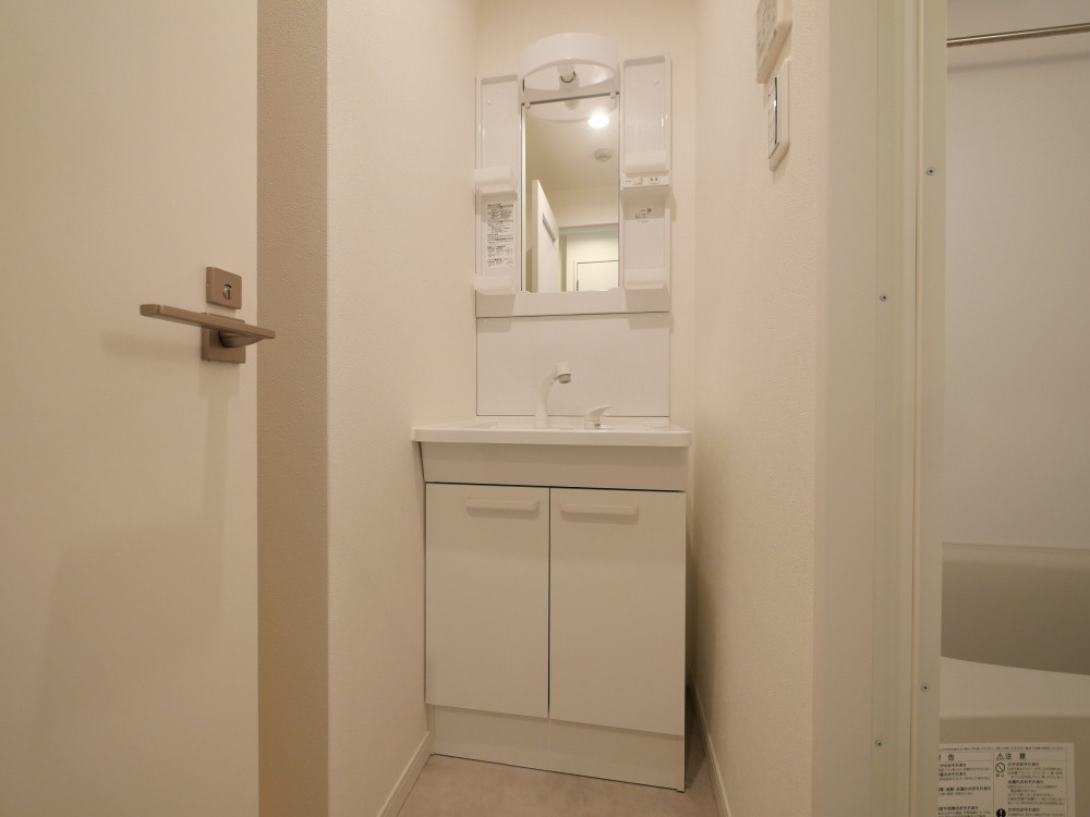 クローバー・レジデンス弁天町の洗面所